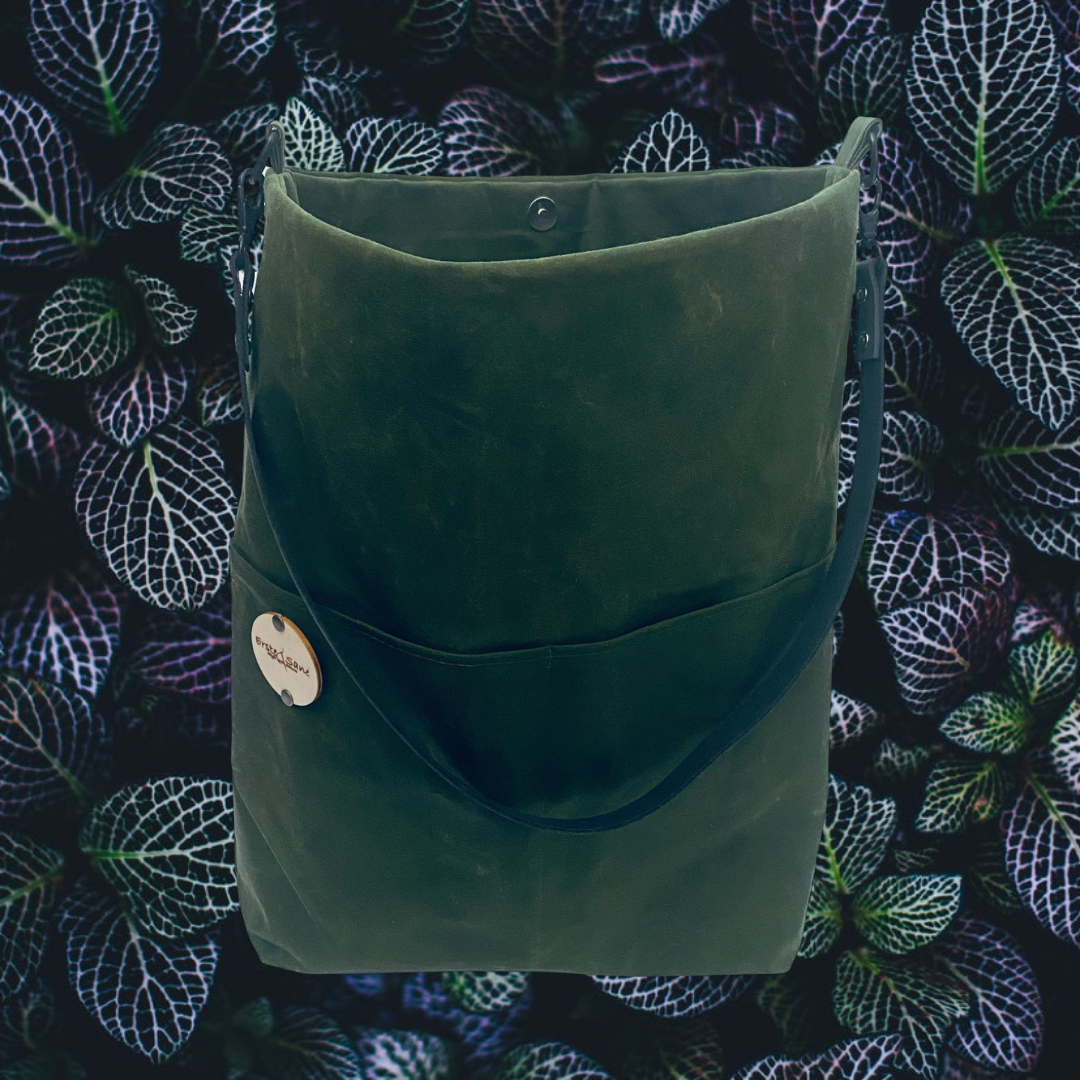 TOTE BAG OILSKIN DARK GREEN