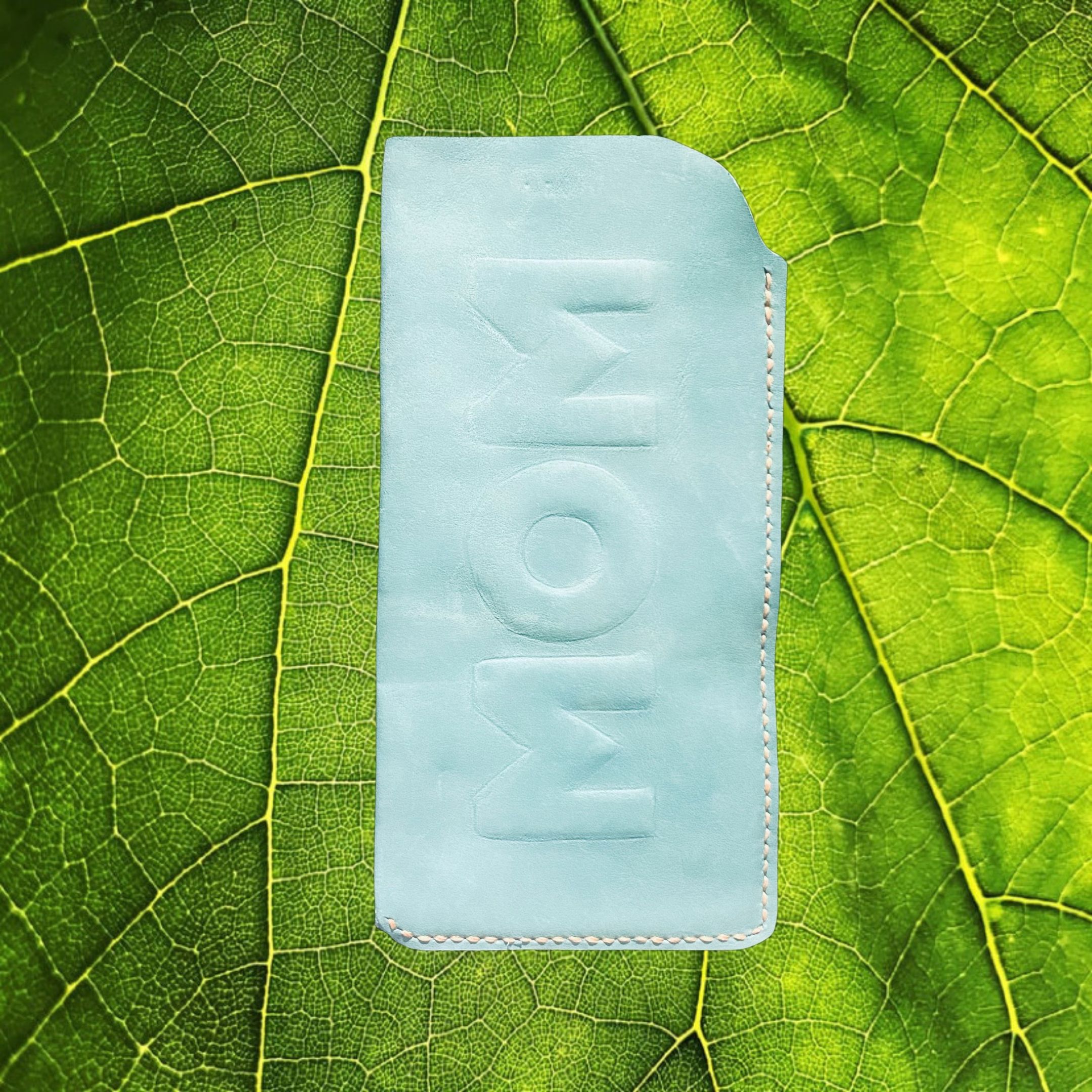 LEATHER CASE TURQUOISE “MOM”