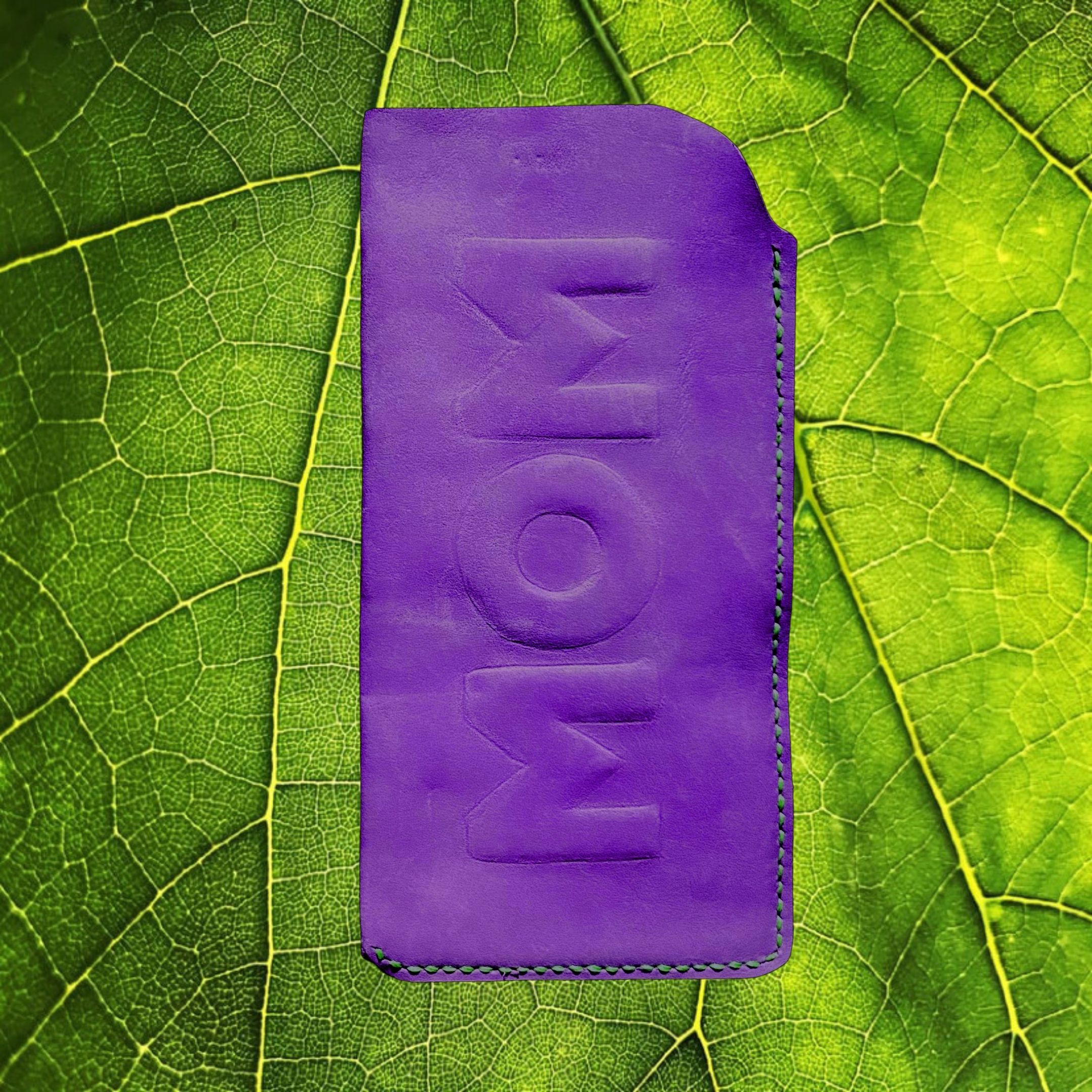 LEATHER CASE VIOLET    “MOM”